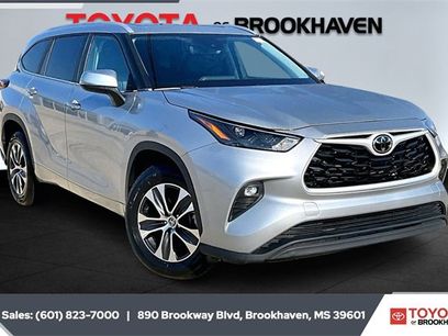 Used 2024 Toyota Highlander XLE