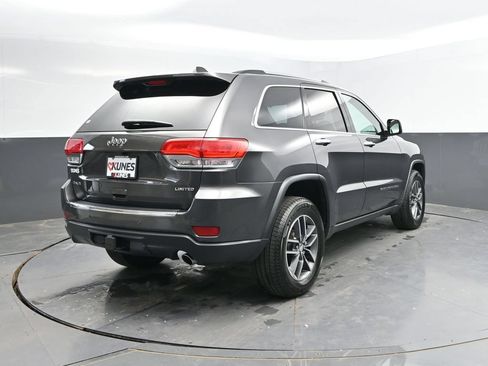 Used 2017 Jeep Grand Cherokee Limited w/ Trailer Tow Group IV AWD/4WD image 7