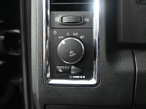 Used 2018 RAM 2500 Laramie image 23