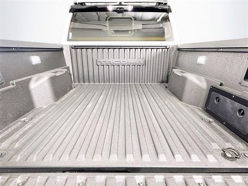 Certified 2025 Toyota Tacoma TRD Pro image 25