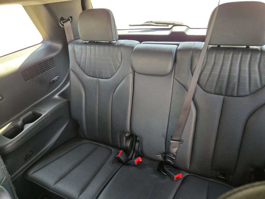 Used 2023 Hyundai Palisade Limited w/ Cargo Package FWD image 20