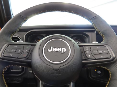 New 2025 Jeep Wrangler Unlimited Rubicon 392 image 22