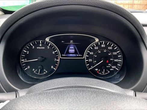 Used 2018 Nissan Altima 2.5 SV w/ 2.5 SV Technology Package FWD image 24