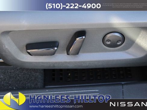 Used 2023 Nissan Rogue SL image 15