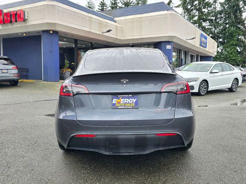 Used 2021 Tesla Model Y Performance image 7