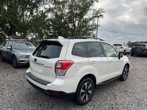 Used 2017 Subaru Forester 2.5i Limited image 5