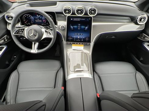 New 2026 Mercedes-Benz GLC 300 4MATIC image 21