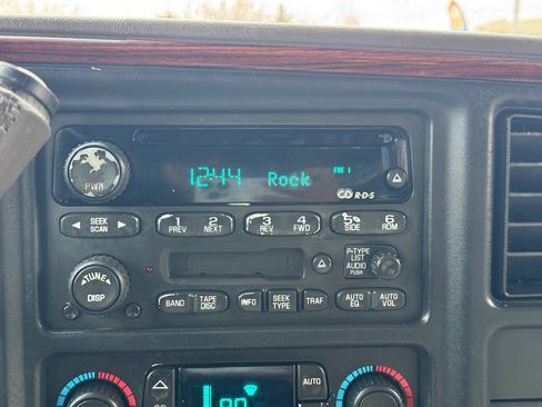 Used 2003 Cadillac Escalade AWD image 20