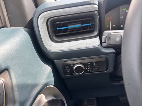 Used 2026 Ford Maverick XLT FWD image 32