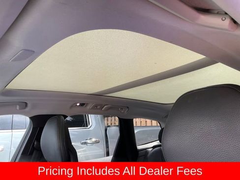Used 2018 Volvo XC60 T6 Momentum w/ Vision Package AWD/4WD image 11