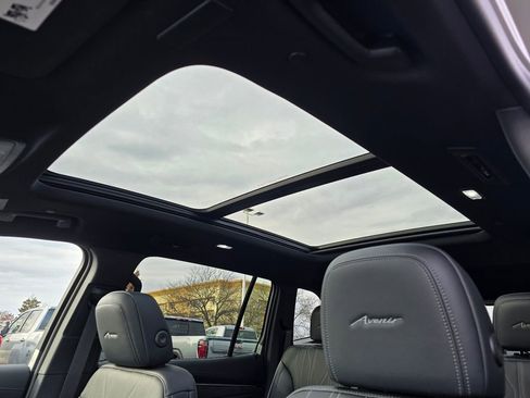 New 2026 Buick Enclave Avenir w/ Super Cruise Package image 25