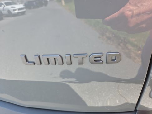 New 2026 Jeep Cherokee Limited AWD/4WD image 25