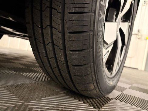 Used 2020 Subaru Forester Touring image 22