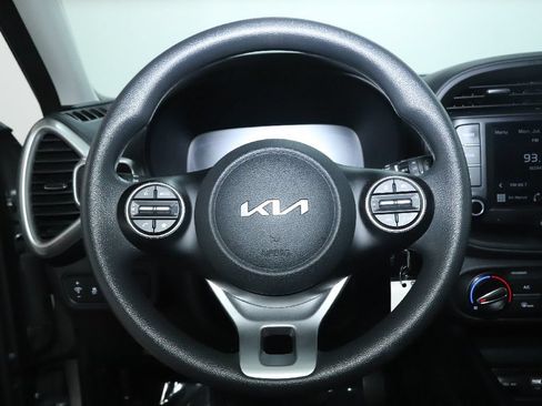 Used 2023 Kia Soul LX FWD image 20