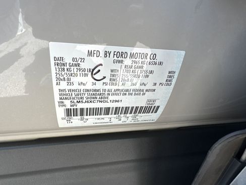 Used 2022 Lincoln Aviator AWD w/ Premium Package image 33
