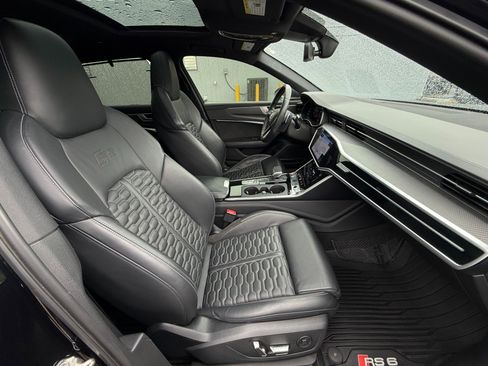 Used 2021 Audi RS 6 AWD/4WD image 13