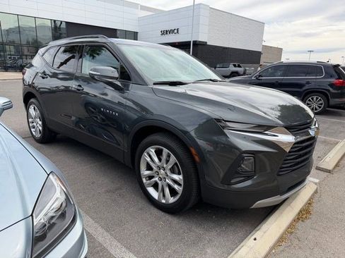 Used 2020 Chevrolet Blazer LT w/ Sound & Technology Package image 2