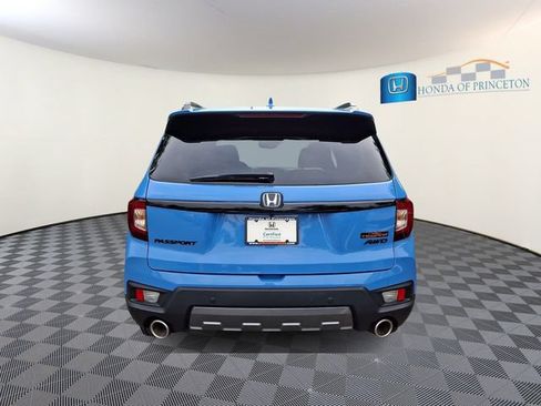 Certified 2024 Honda Passport TrailSport image 5