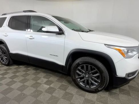 Used 2018 GMC Acadia SLT AWD/4WD image 2