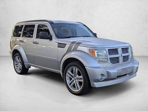 Used 2011 Dodge Nitro Heat RWD image 2