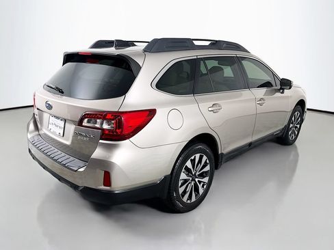 Used 2017 Subaru Outback 2.5i Limited w/ Popular Package #5 AWD/4WD image 9