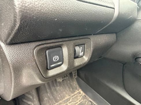 Used 2017 GMC Acadia Denali w/ Technology Package AWD/4WD image 14