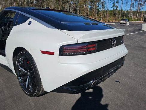 Used 2024 Nissan Z Performance w/ Floor Mat Package image 36
