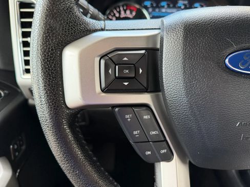 Used 2015 Ford F150 Lariat AWD/4WD image 22