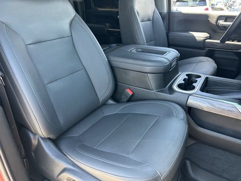 Certified 2022 Chevrolet Silverado 2500 LTZ w/ LTZ Premium Package AWD/4WD image 11