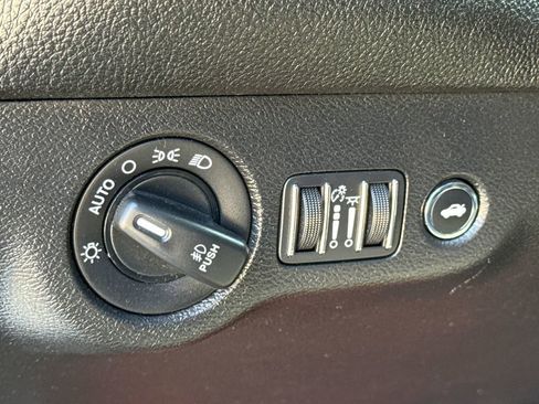 Used 2021 Dodge Challenger R/T image 21