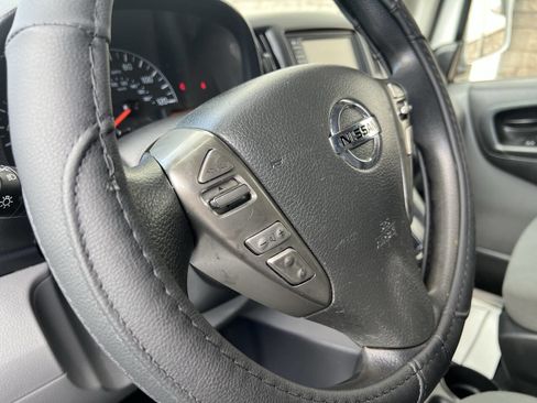 Used 2020 Nissan NV200 SV w/ Back Door Glass Package image 10