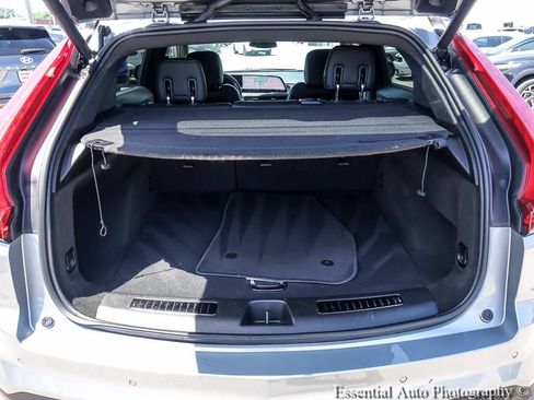 Used 2025 Cadillac XT4 Premium Luxury FWD image 23