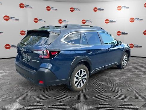 Certified 2025 Subaru Outback Premium AWD/4WD image 7