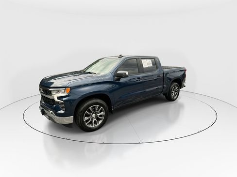 Used 2022 Chevrolet Silverado 1500 LT RWD image 4