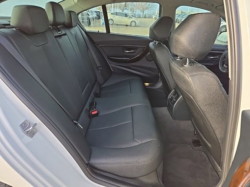 Used 2015 BMW 320i Sedan image 14