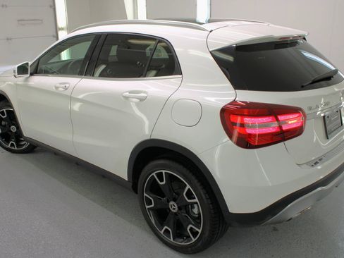 Used 2020 Mercedes-Benz GLA 250 w/ Convenience Package image 31