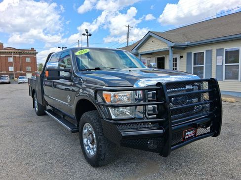Used 2015 Ford F250 XLT w/ XLT Premium Package AWD/4WD image 2