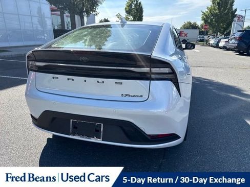 Used 2024 Toyota Prius Prime FWD image 10