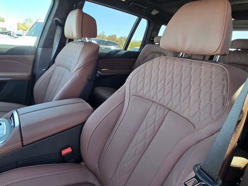 New 2026 BMW ALPINA XB7 image 49