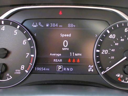 Used 2023 Nissan Frontier SV w/ SV Convenience Package AWD/4WD image 12