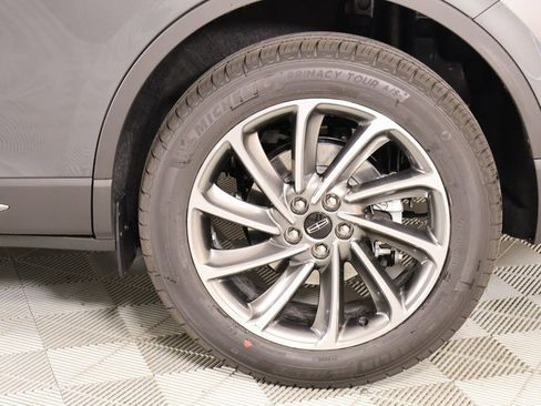 New 2026 Lincoln Corsair Premiere FWD image 19