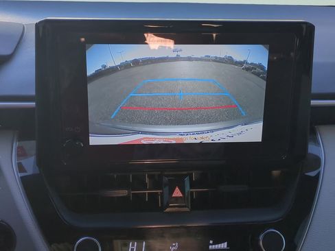 Used 2024 Toyota Corolla SE image 26