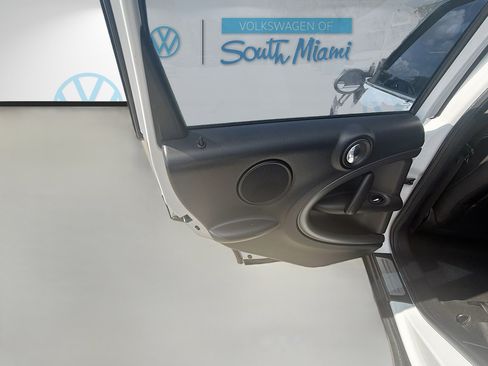 Used 2011 MINI Cooper Countryman S image 23