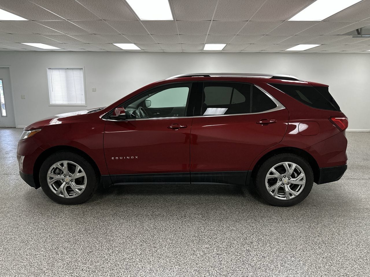 Used 2019 Chevrolet Equinox LT w/ LT True North Edition AWD/4WD image 5