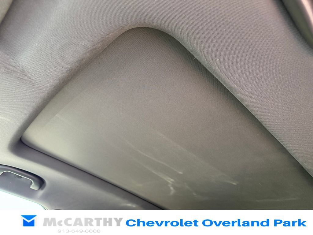 Used 2022 Chevrolet TrailBlazer RS w/ Sun and Liftgate Package AWD/4WD image 11