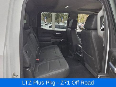 Used 2021 Chevrolet Silverado 1500 LTZ w/ Z71 Off-Road Package image 17