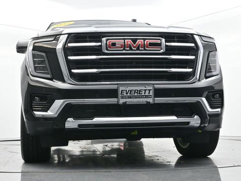 Used 2025 GMC Yukon Elevation image 51