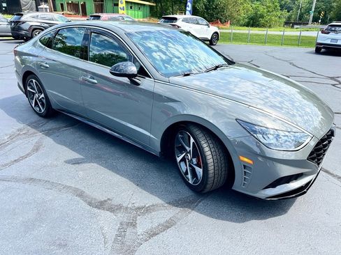 Used 2021 Hyundai Sonata SEL Plus w/ Preferred Accessory Package image 8