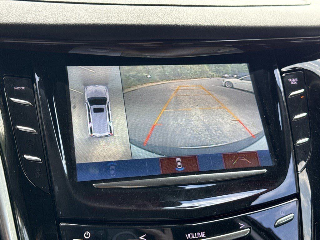 Used 2020 Cadillac Escalade Luxury AWD/4WD image 21