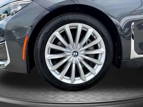 Used 2022 BMW 740i RWD image 30